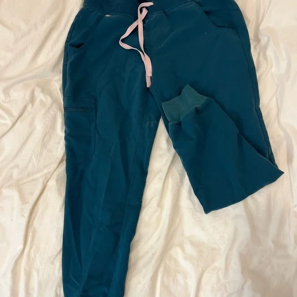 Figs Catalina Blue Jogger Pant Scrubs - Picture 1 of 2